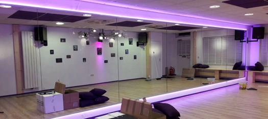 spiegelwand dansschool in mierlo