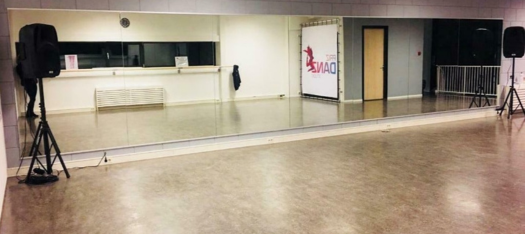 spiegelwand op maat voor sportschool
